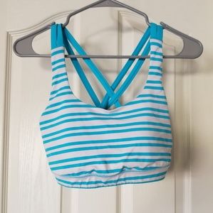 Lululemon sports bra